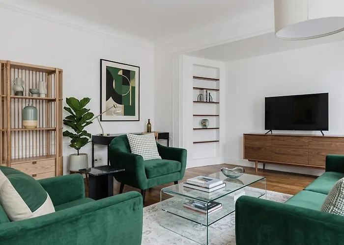 Lägenhet 5br Champs Elysees Marbeuf