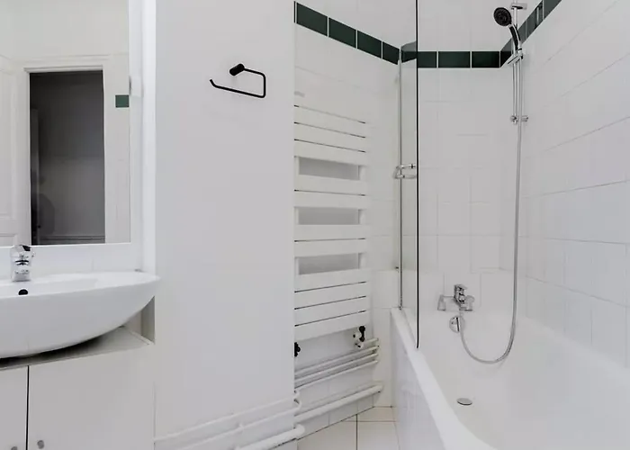 Lägenhet 5br Champs Elysees Marbeuf
